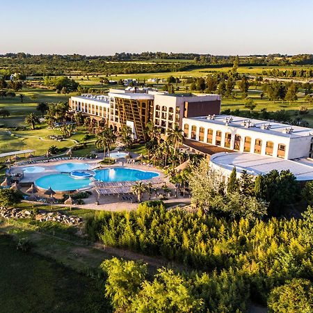 Sheraton Colonia Golf&Spa Resort Colonia del Sacramento Zewnętrze zdjęcie Aerial view of the hotel