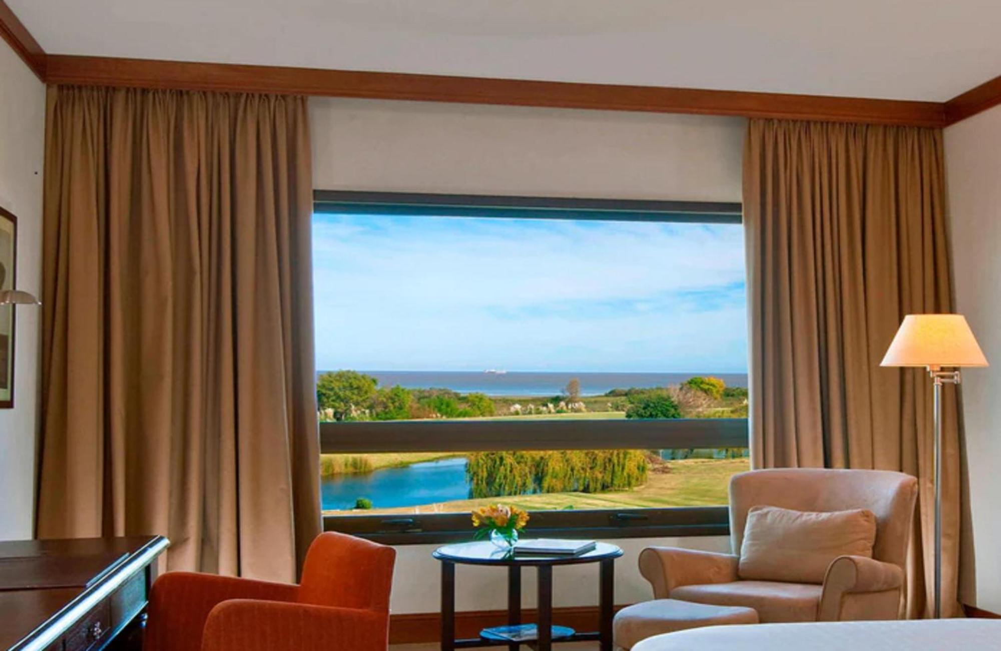 Sheraton Colonia Golf&Spa Resort Colonia del Sacramento Zewnętrze zdjęcie A room at the Sheraton Vistana Resort